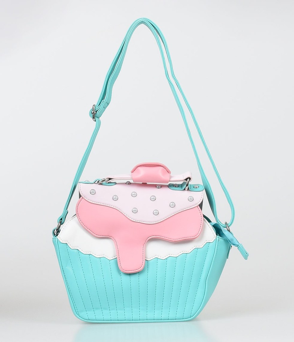Pastel Carousel | Monday Must Haves | Novelty Bags | Cupcake Bag