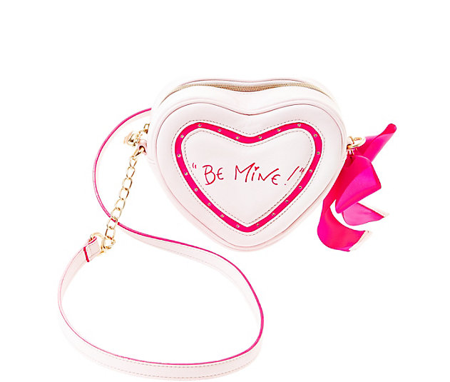 Pastel Carousel | Monday Must Haves | Valentine's Day | Betsey Johnson Be Mine Novelty Purse