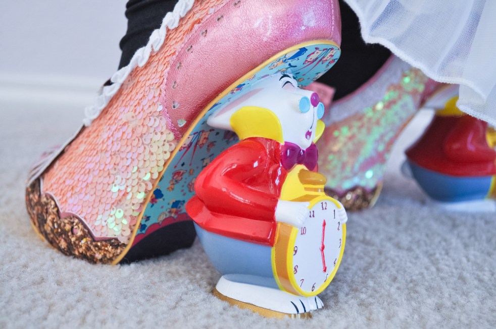 Pastel Carousel | Easter Style OOTD | Alice in Wonderland | The White Rabbit | Irregular Choice