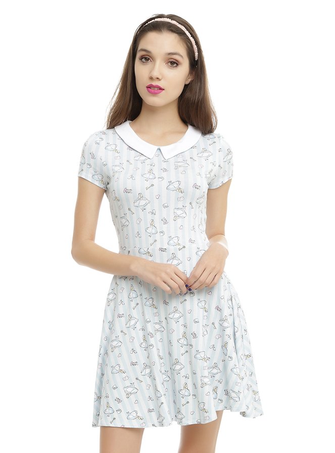 Pastel Carousel | Monday Must Haves | Sweet Spring Novelty Prints | Alice in Wonderland Dress | Hot Topic