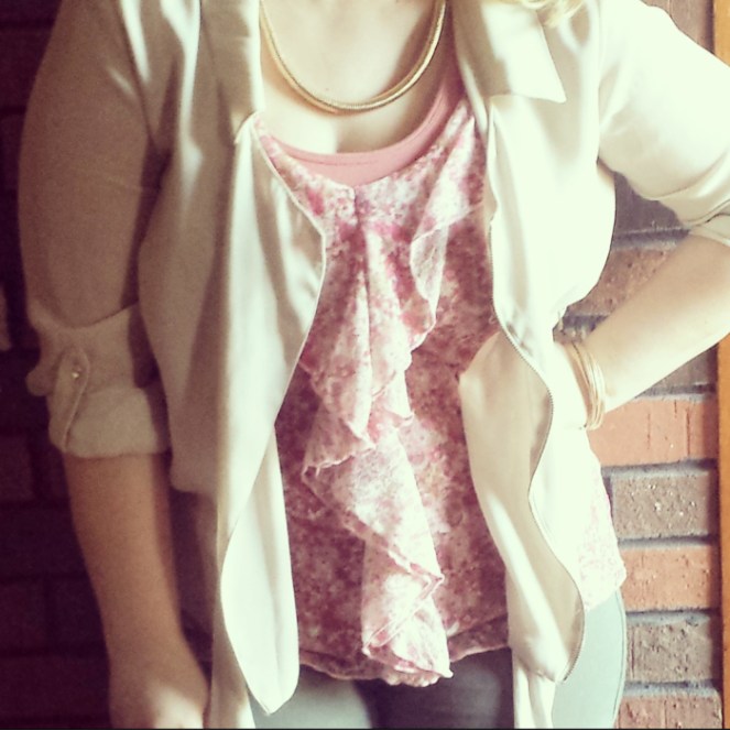 Pastel Carousel | Pastel Spotlight | Cassy From baubles&knots | Fashion Blogger